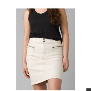 prAna Broadway Skirt in Natural